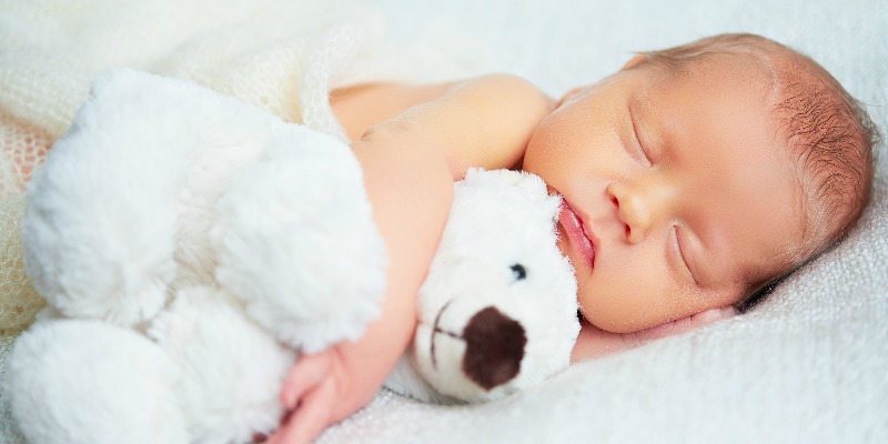 How to Get a Newborn to Sleep - Being a 