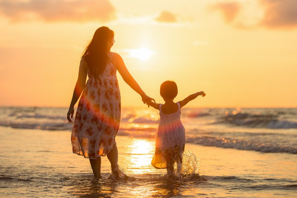 If you need to write a letter to your daughter asking for forgiveness, you will need to make it thoughtful.